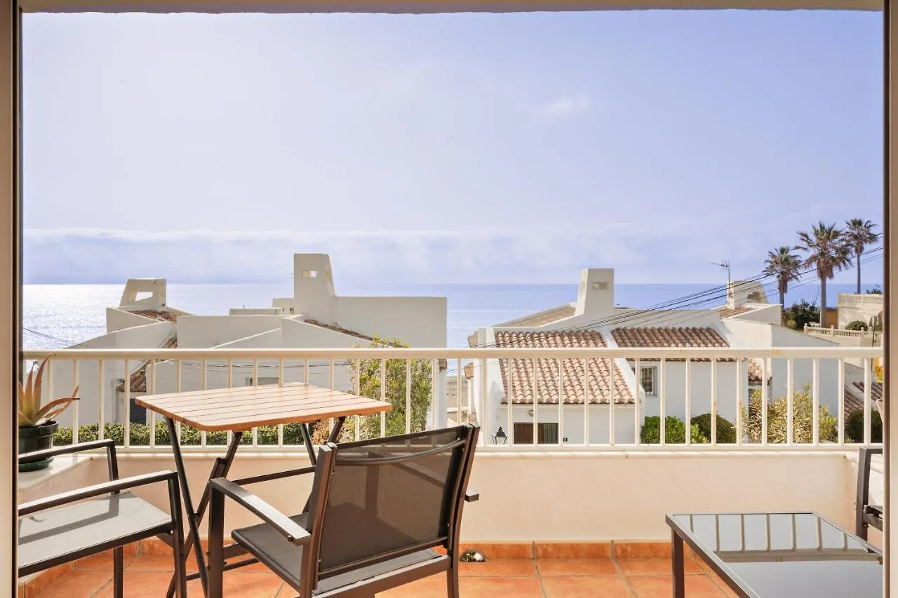 Sunny Beach Apartment Estepona