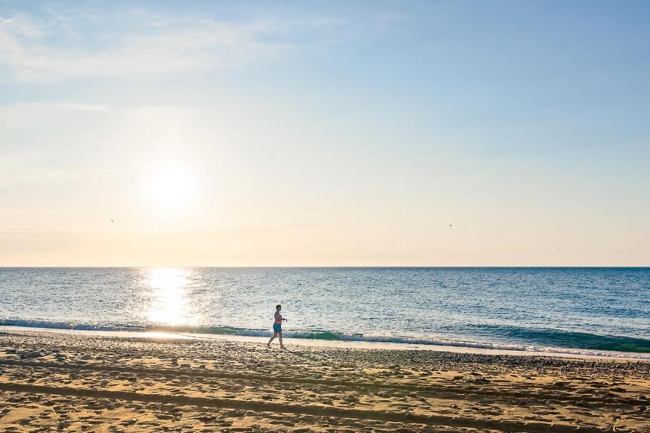 Sunny Beach Apartment Estepona