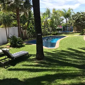  Villa With Heated Pool And Jacuzzi Close To Puerto Banus And Spain